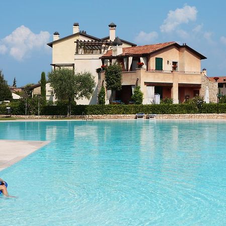 Garda Resort Village Peschiera del Garda Esterno foto