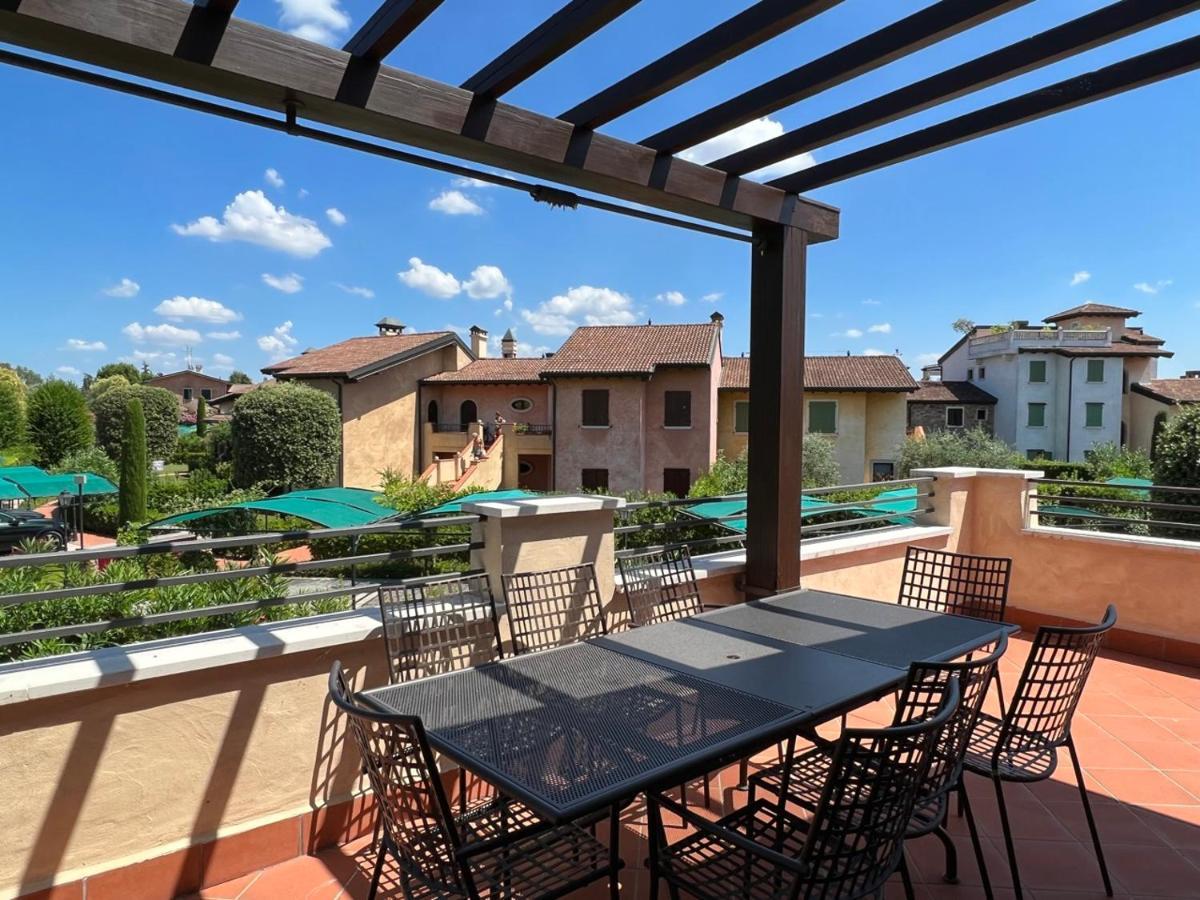 Garda Resort Village Peschiera del Garda Esterno foto