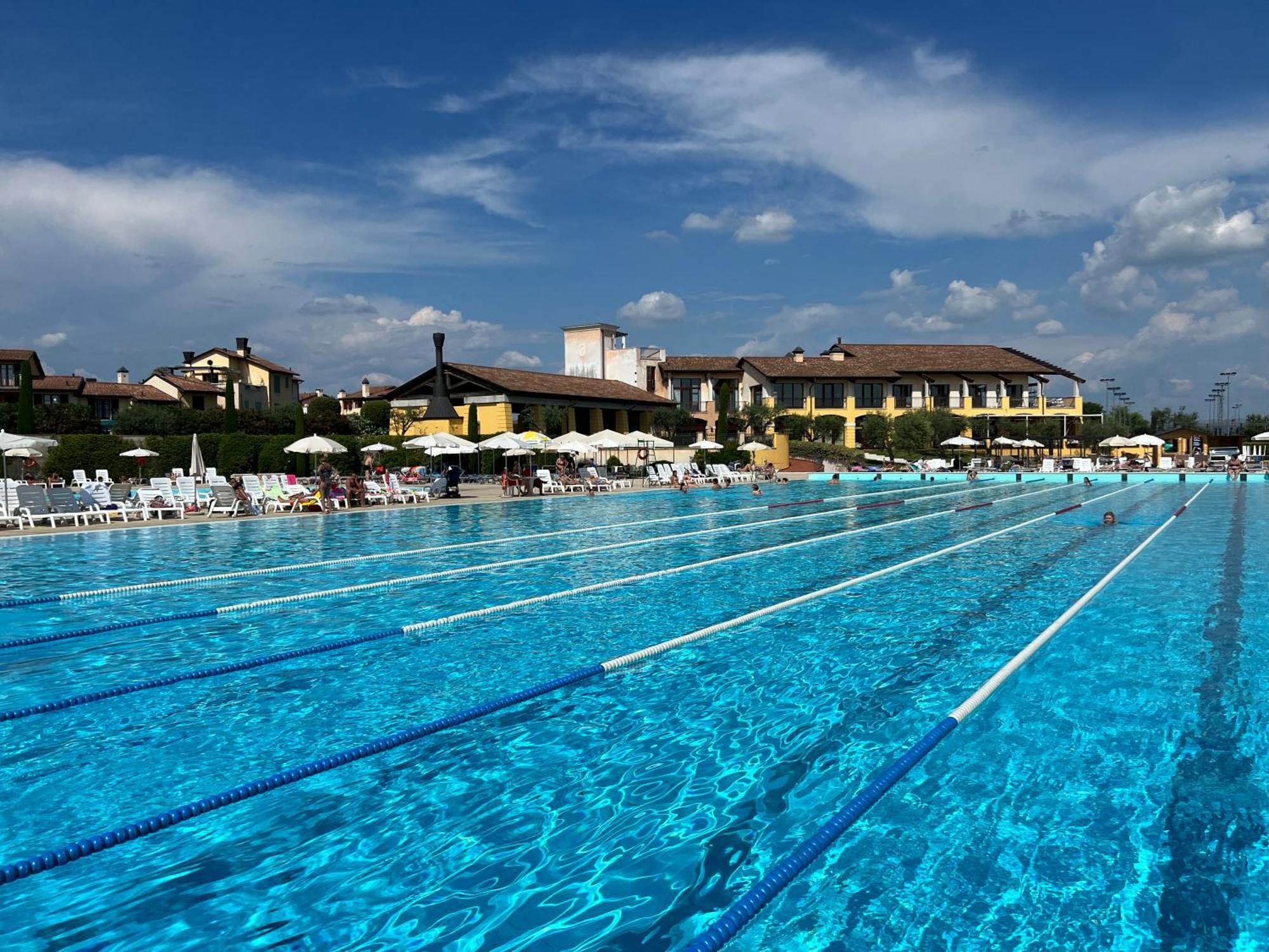 Garda Resort Village Peschiera del Garda Esterno foto