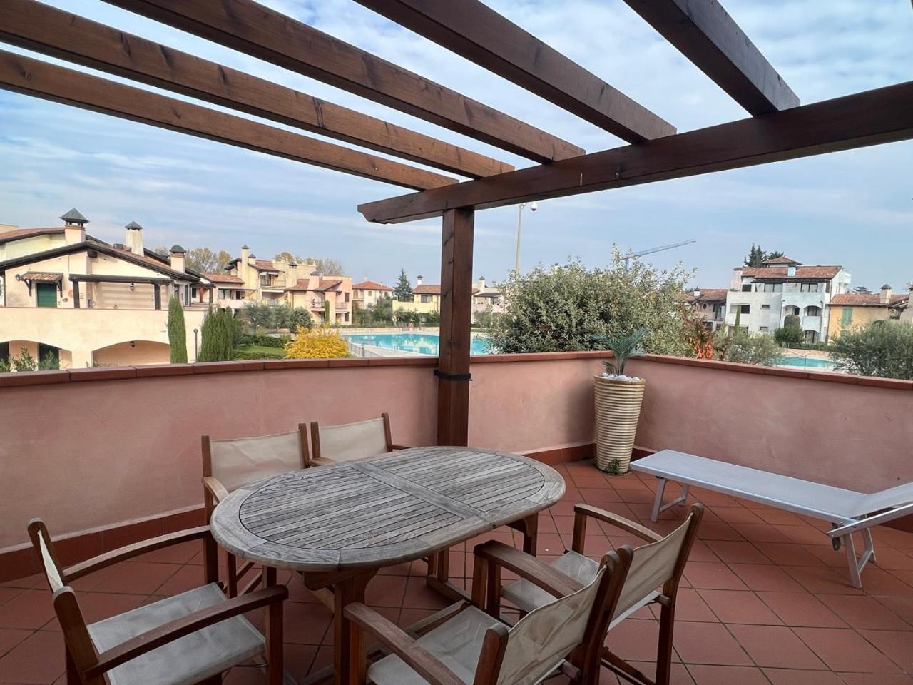 Garda Resort Village Peschiera del Garda Esterno foto